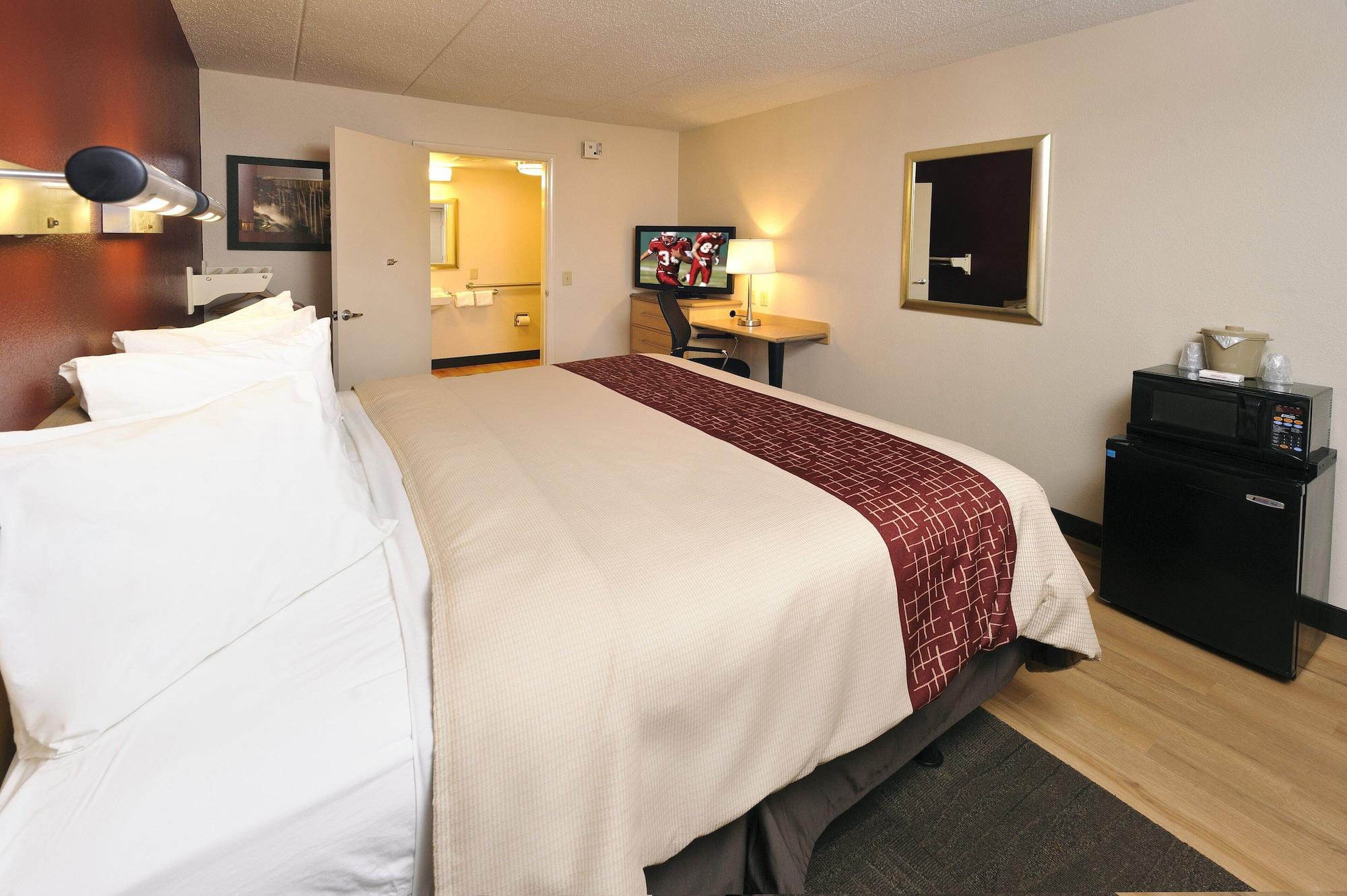 Red Roof Inn Princeton - Ewing Лоренсевилл Экстерьер фото