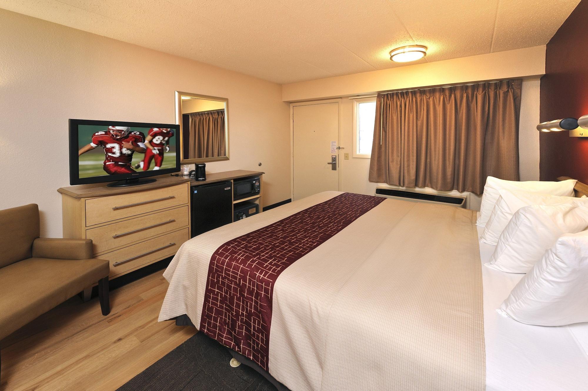 Red Roof Inn Princeton - Ewing Лоренсевилл Экстерьер фото