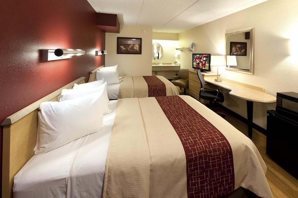 Red Roof Inn Princeton - Ewing Лоренсевилл Экстерьер фото